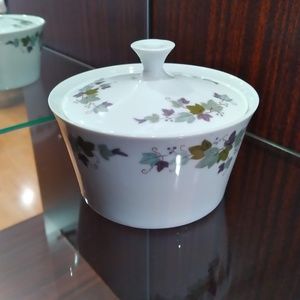 Amcrest Early Autumn Fine China Sugar Bowl